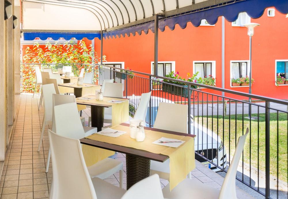Hotel Azzorre Lido di Jesolo Eksteriør bilde